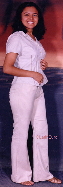 Date this sultry Honduras girl Indira from San Pedro Sula N1807