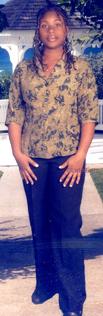 Date this georgeous Jamaica girl Nasheewi from Kingston N2288