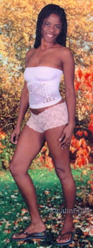 Date this sensual Jamaica girl Naomi from Kingston N2328