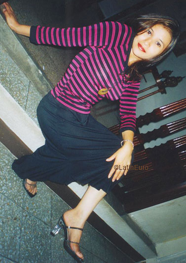 Date this georgeous Any Country girl Fely from  N2384