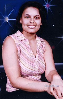 Date this athletic Honduras girl Karla from San Pedro Sula N3067