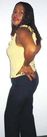 Date this cute Any Country girl Laura from  N3163