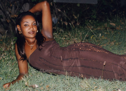 Date this nice looking Jamaica girl Simon from Montego Bay N3223
