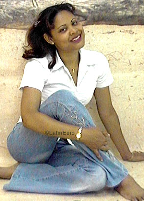 Date this pretty Any Country girl Anny from  N3282