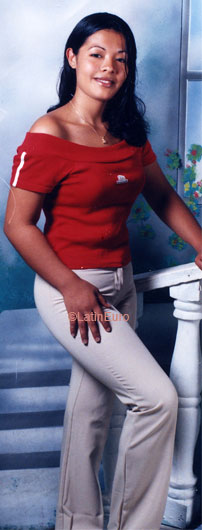 Date this stunning Honduras girl Elvia from Yoro N3353