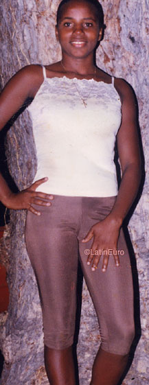 Date this foxy Jamaica girl Sonia from  N3507