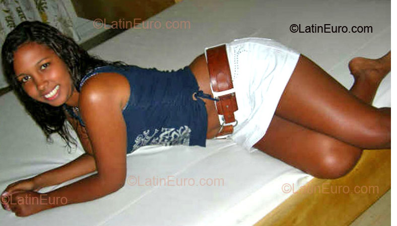 Date this funny Brazil girl Tania from Sao Goncalo BR57