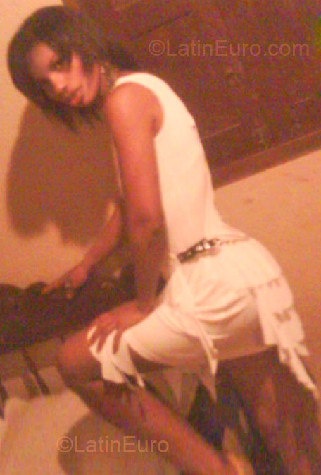 Date this georgeous Brazil girl Fabiana from Santa Maria De Jetiba BR74