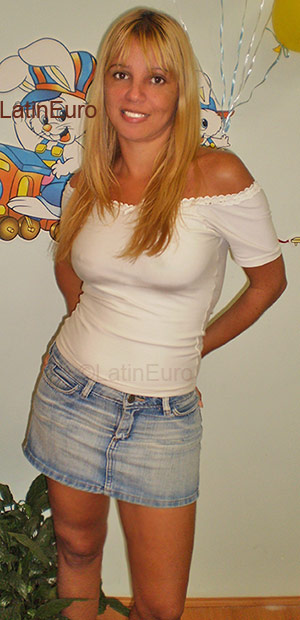 Date this georgeous Brazil girl Vania from Rio De Janeiro BR81