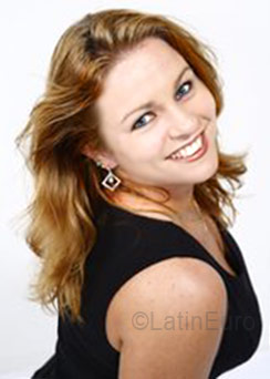 Date this sensual Brazil girl Angela from Blumenau BR135