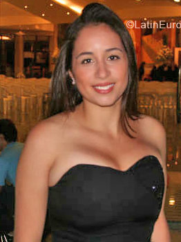 Date this georgeous Brazil girl Tathiana from Sao Paulo BR154