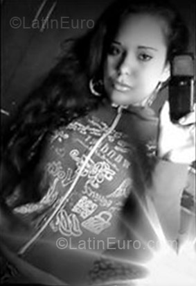 Date this stunning Brazil girl Aurea Patricia from Sao Leopoldo BR196