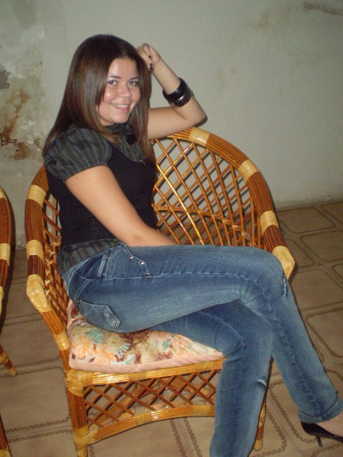 Date this good-looking Brazil girl PAULA from SOUSA BR248