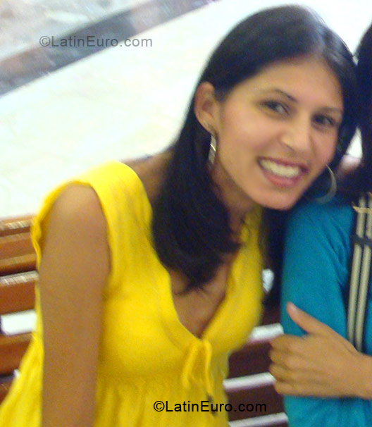 Date this gorgeous Brazil girl Patricia Oliveira from Jundiai BR249