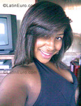 nice looking Brazil girl Adriana from Belo Horizonte BR464