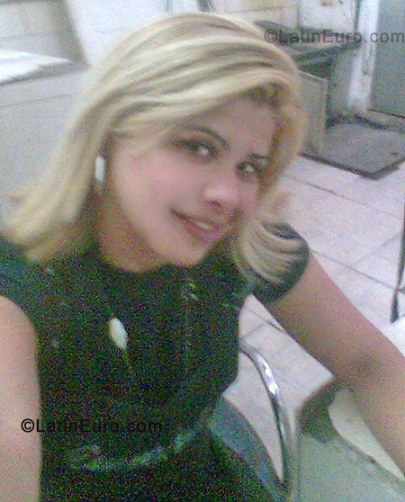 Date this good-looking Brazil girl Monique from Sao Goncalo BR4177