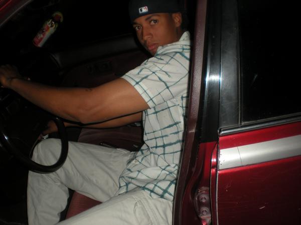 Date this lovely United States man Elmaster from Dominican Republic US1114