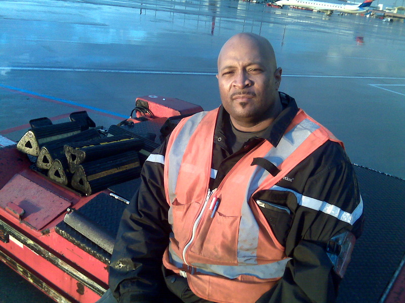 Date this tall United States man Michael from Cincinnati US1145