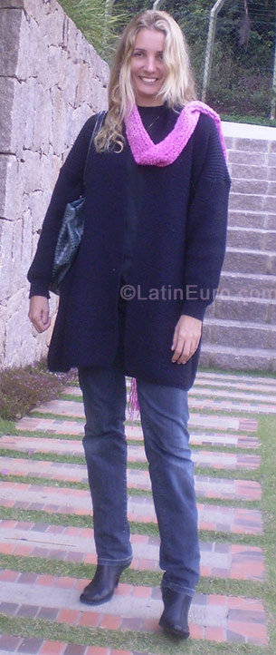 Date this athletic Brazil girl Simone from Sao Goncalo BR525