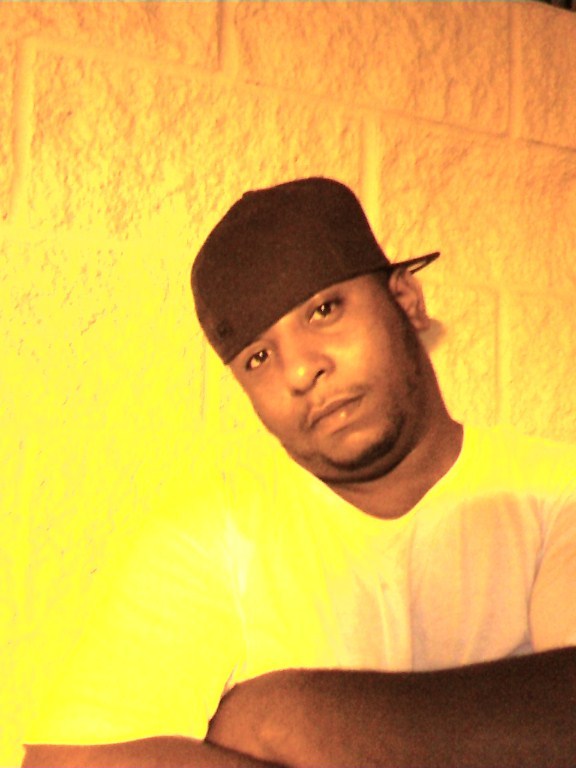 Date this sultry United States man Feaonthado from Bridgeport US1179