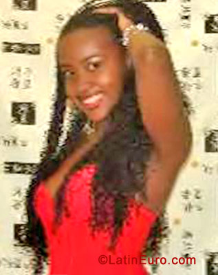 Date this sultry Brazil girl Luciana from Rio De Janeiro BR688