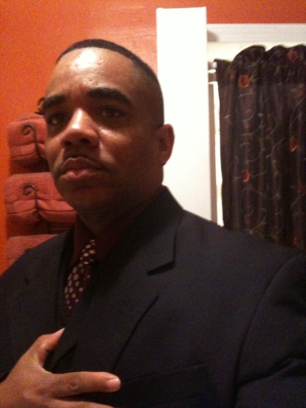 Date this attractive United States man Timothy from Saint Petersburg US1568