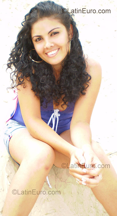 Date this athletic Brazil girl Luciana De Cassia from Sao Luis BR863