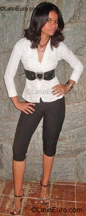 Date this voluptuous Brazil girl Rosiane from Fortaleza BR880