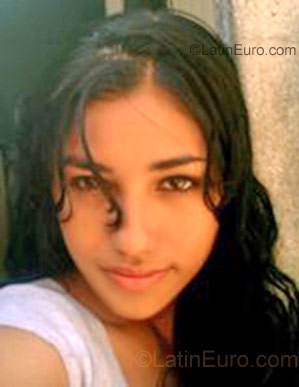 Date this beautiful Brazil girl Cinthya from Fortaleza BR881