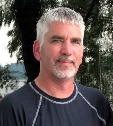 Date this happy United States man FrankSC from Santa Cruz US2049