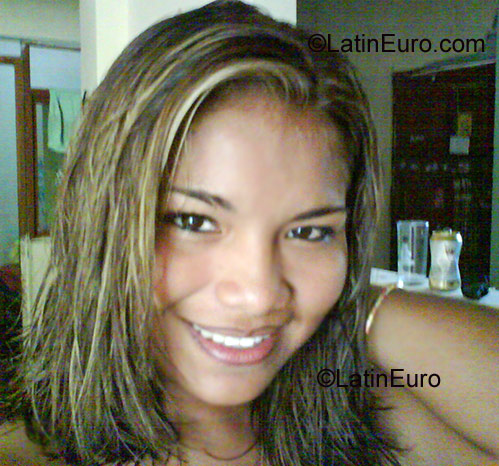 Date this cute Peru girl Anngie Vanessa from Tumbes PE81