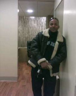 Date this foxy United States man Dee from New York US2091