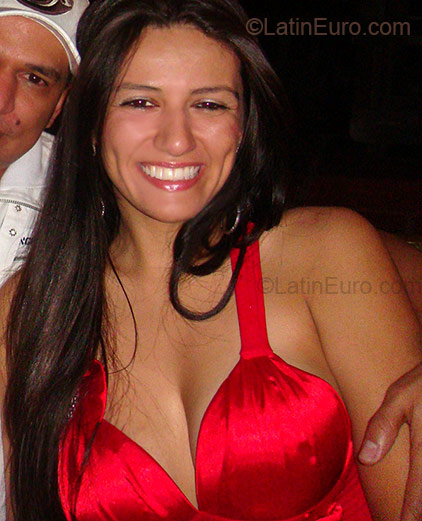 Date this stunning Brazil girl Vanessa from Belo Horizonte BR1116