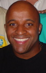 Date this nice looking United States man DrDai from Highland US2557