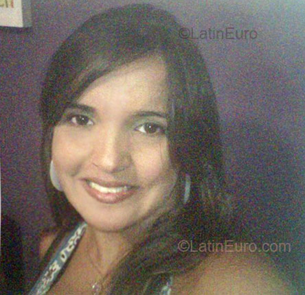 Date this fun Brazil girl Fernanda from Rio de Janeiro BR1262