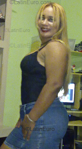 Date this foxy Brazil girl Dorisma Miranda from Goiania BR1280