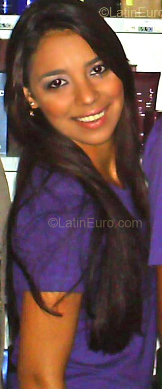 Date this sensual Brazil girl Jessika Beatriz from Cabo BR1298