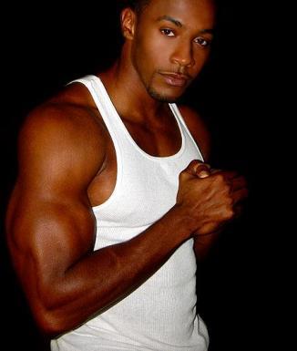 Date this tall United States man Vincent from Dallas US3360