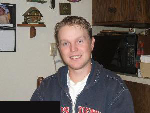 Date this tall United States man Jonathan1984 from Tucson US3587