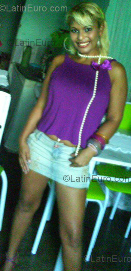 Date this happy Brazil girl Fracisca Maria from Potengi BR1627