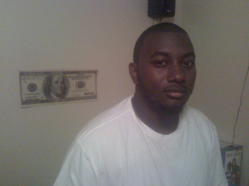 Date this georgeous United States man Mickloven from Jacksonville US3664