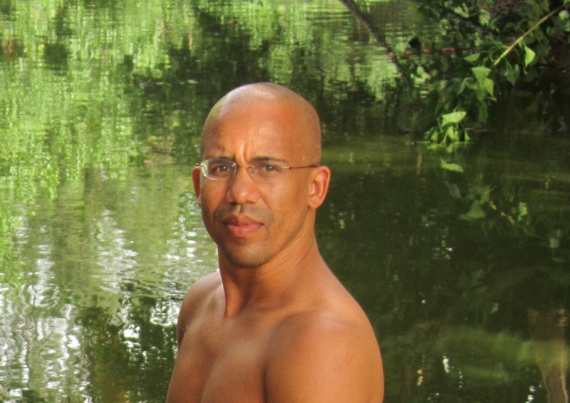 Date this happy United States man Paul from Durham US3932