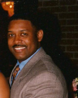 Date this stunning United States man Chaswms from Atlanta US4061
