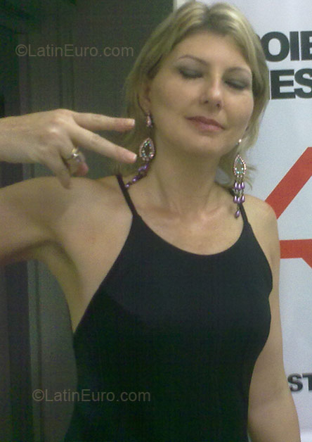 Date this exotic Brazil girl Nice from Cascavel BR1815