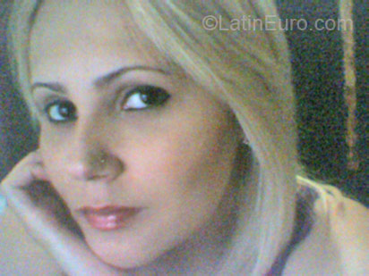Date this good-looking Brazil girl Elaine from Goiana BR1828