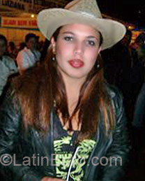 Date this gorgeous Brazil girl Vania from Campo Mourao BR1859