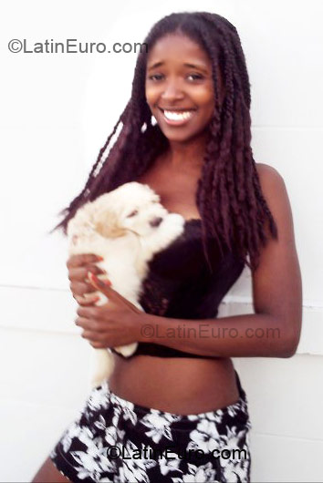 Date this pretty Brazil girl Paula from Rio de Janeiro BR1894