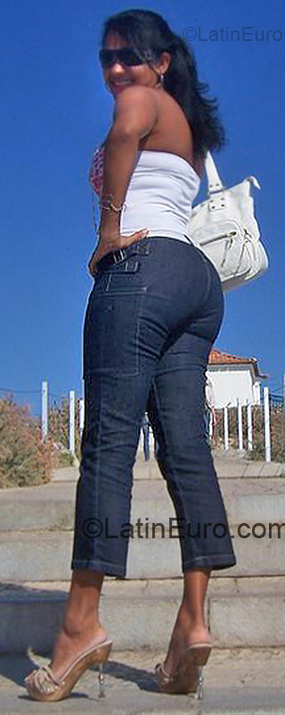 Date this passionate Portugal girl Laynnesvend from Porto PT22