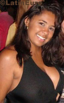 Date this beautiful Brazil girl Adriana from Rio de Janeiro BR2010