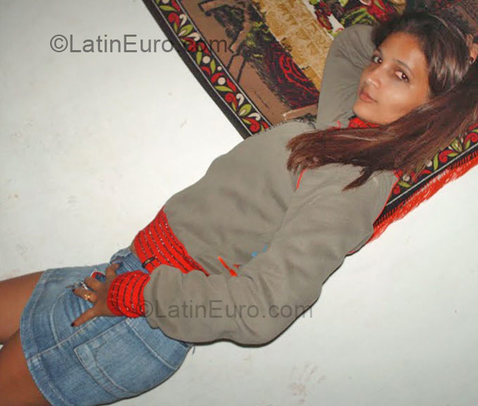 Date this young Brazil girl Kalenne from Desterro BR2029